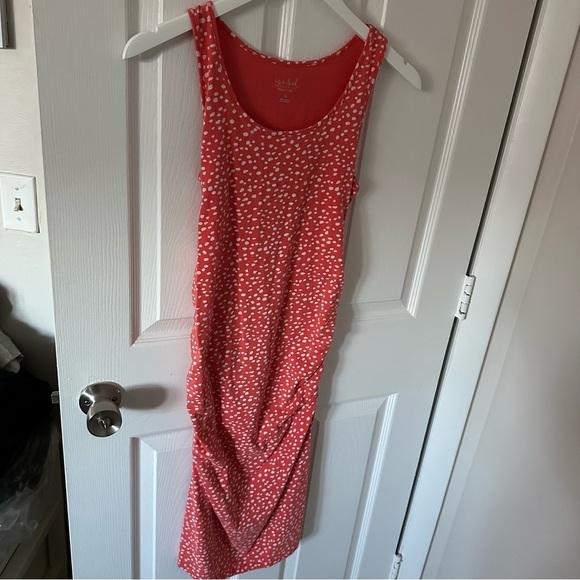 Salmon With White Dots Maternity Dress - Picture 1 of 6